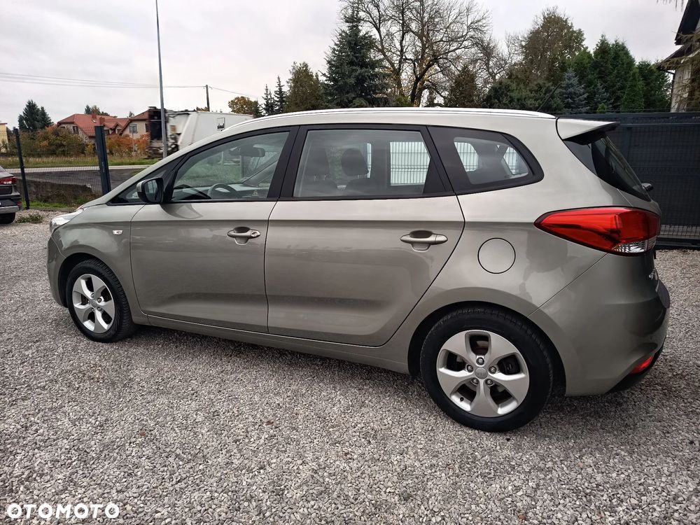 Kia Carens 1.6 GDI Fifa World Cup Edition - 5