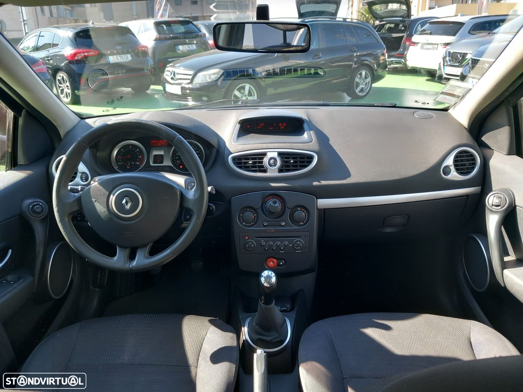 Renault Clio 1.5 dCi Confort - 15