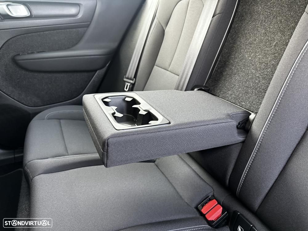 Volvo C40 Recharge Single Motor Core - 43