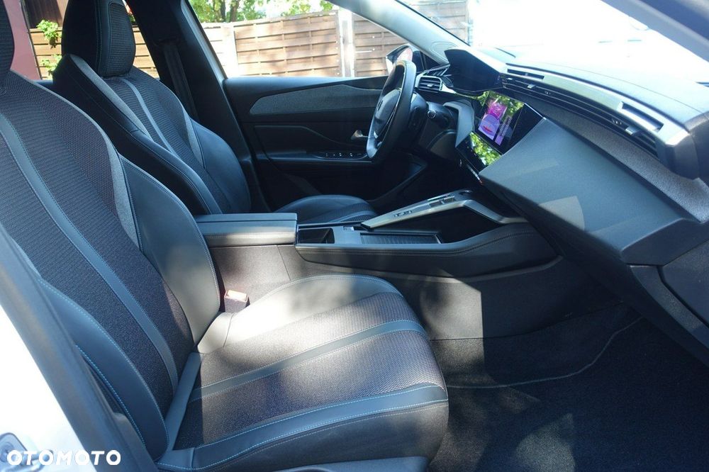 Peugeot 308 - 23