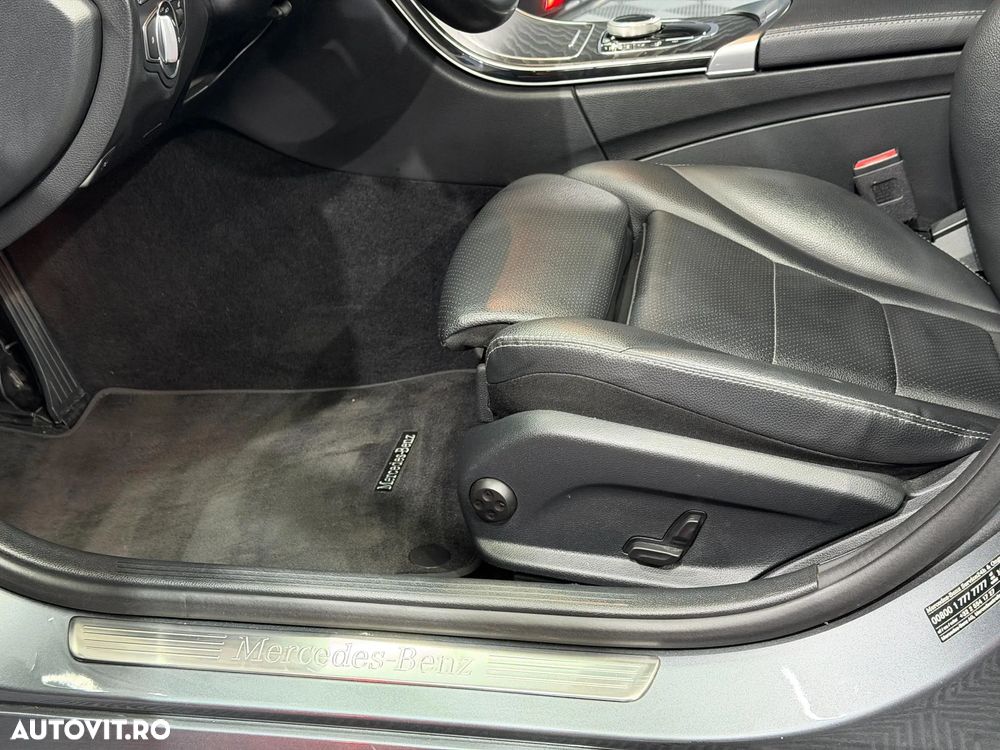 Mercedes-Benz C - 27