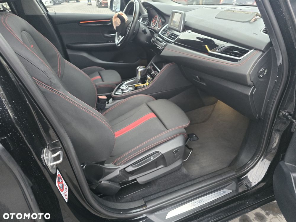 BMW Seria 2 216d Sport Line - 14