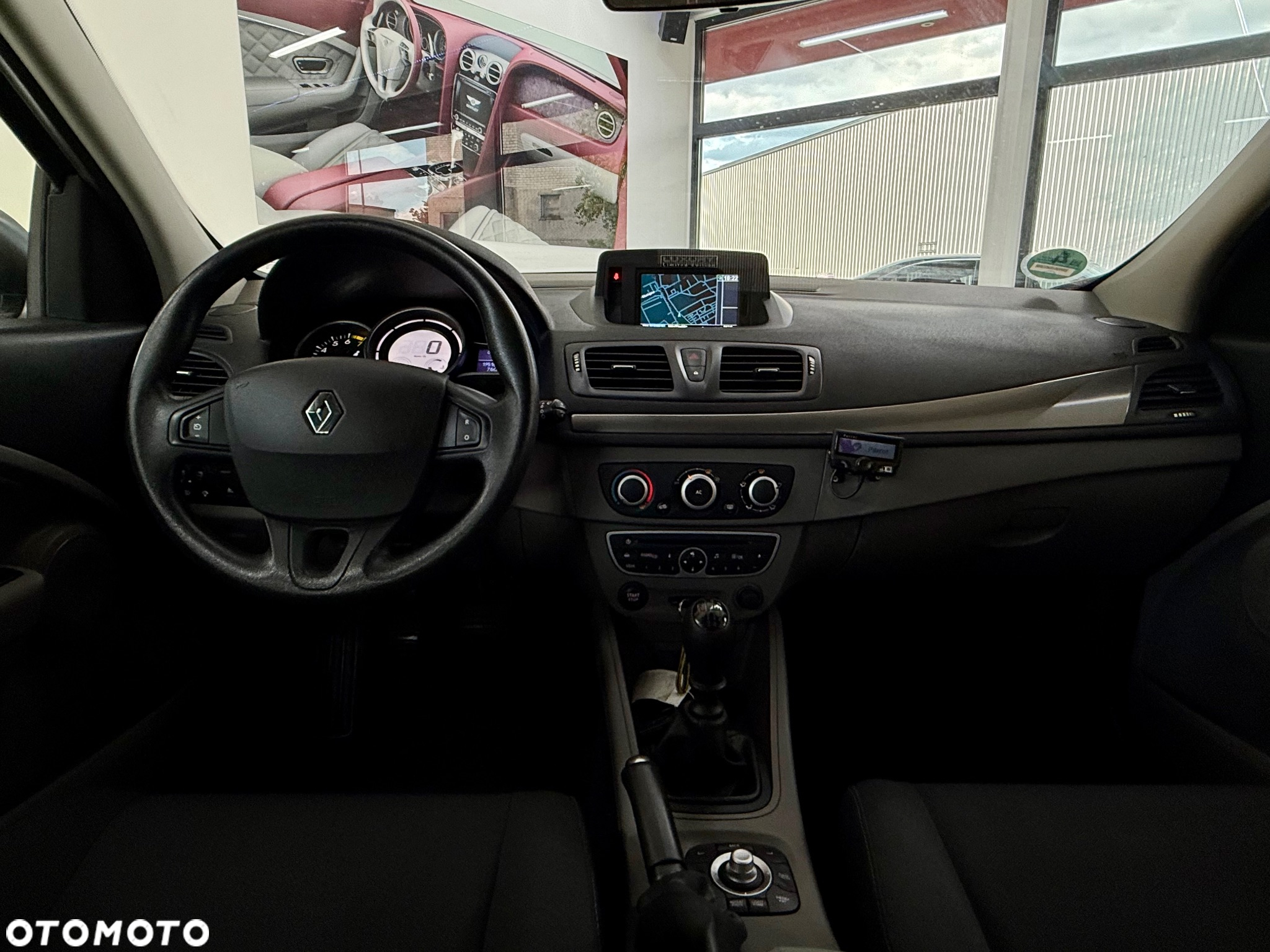 Renault Megane 1.6 16V Style Edition - 6