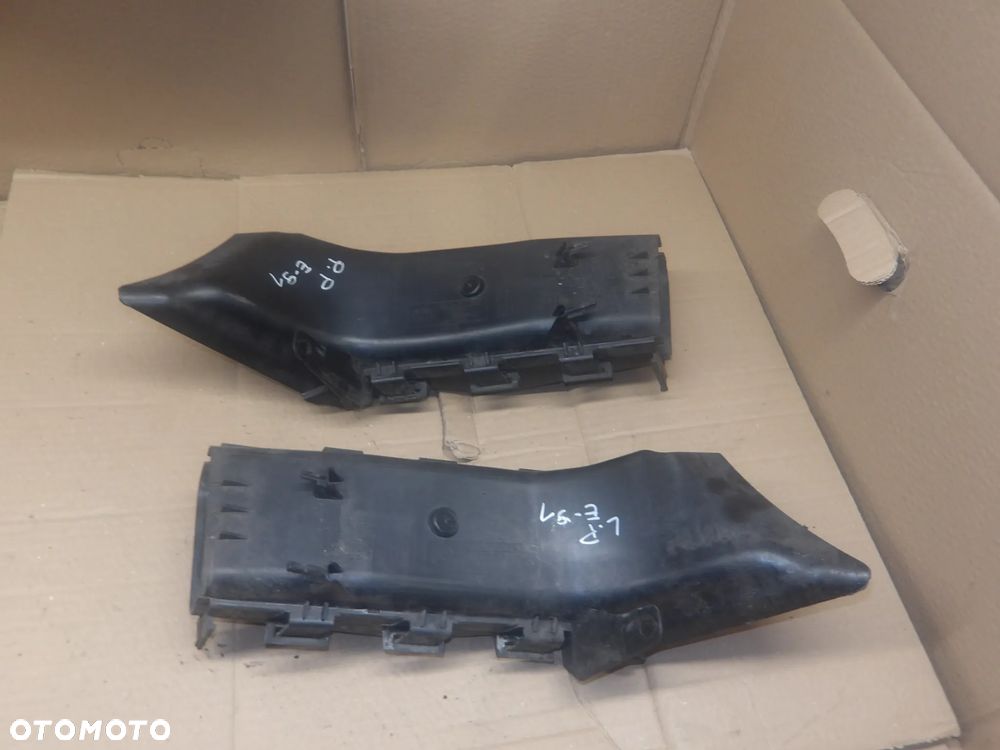BMW E91 KOMBI 2.0D KIEROWNICA WLOT POWIETRZA PRAWY PRZÓD 7121570 7121569 - 1