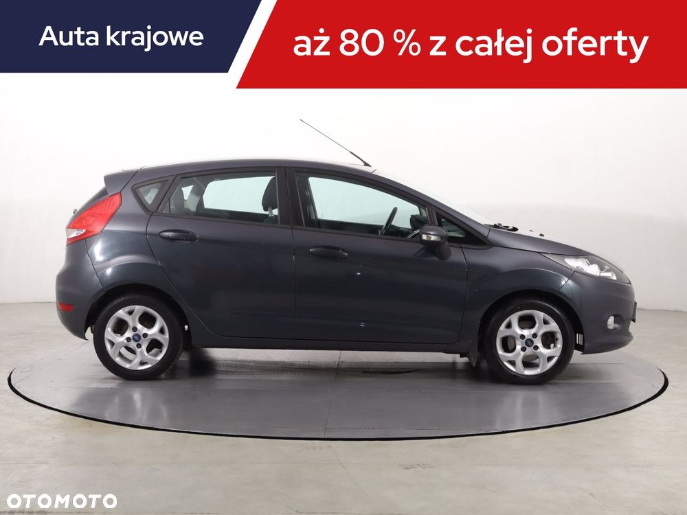 Ford Fiesta - 8