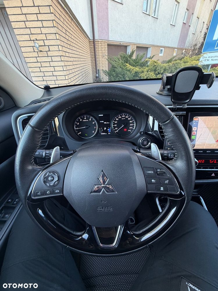 Mitsubishi Outlander 2.0 Instyle SDA 4WD CVT - 15