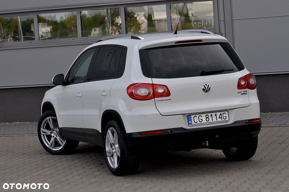 Volkswagen Tiguan 2.0 TDI DPF BlueMotion Technology Sport & Style - 16