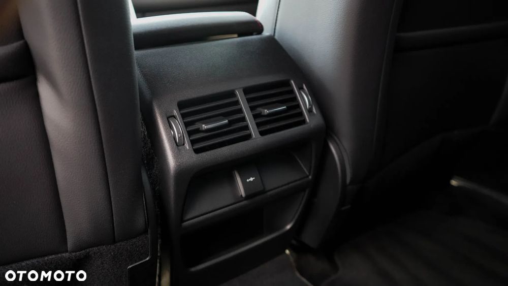 Land Rover Discovery Sport 1.5 P300e PHEV Dynamic SE - 32