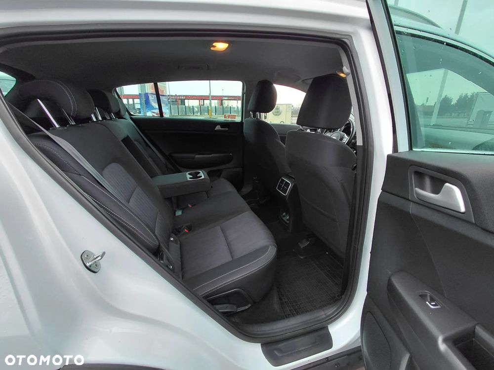 Kia Sportage 1.6 CRDI M 2WD DCT - 22