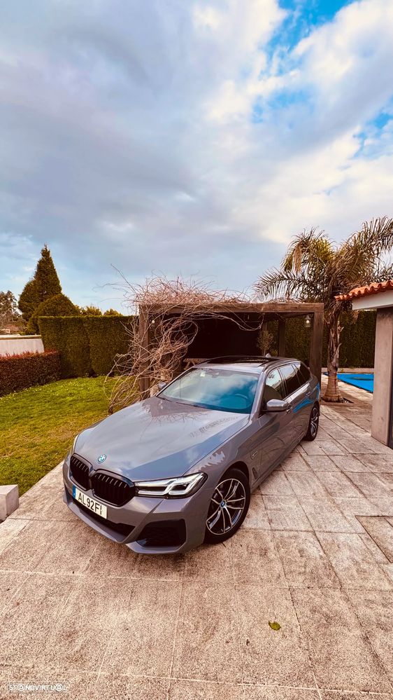 BMW 530 e Pack Desportivo M - 29