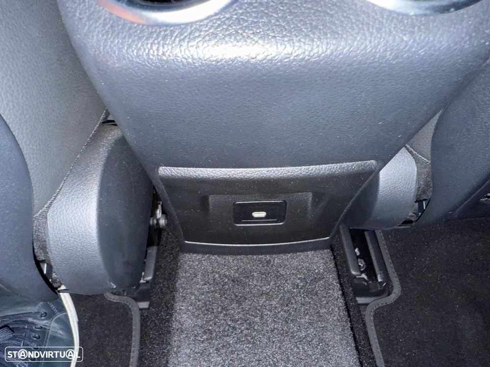 Mercedes-Benz A 200 AMG Line Aut. - 53