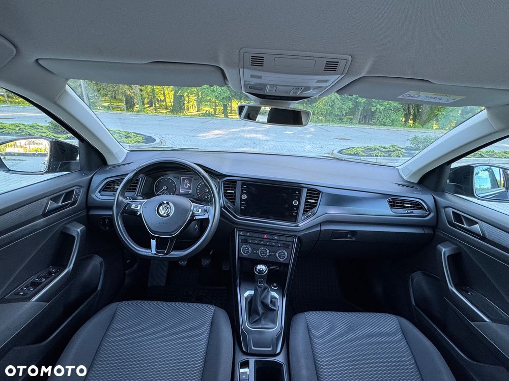 Volkswagen T-Roc - 9