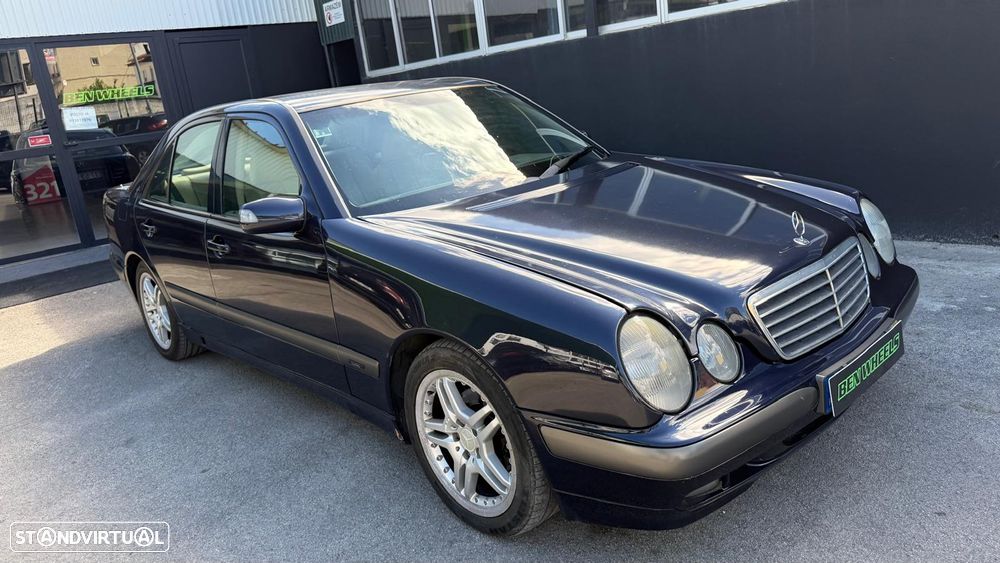 Mercedes-Benz E 220 - 3