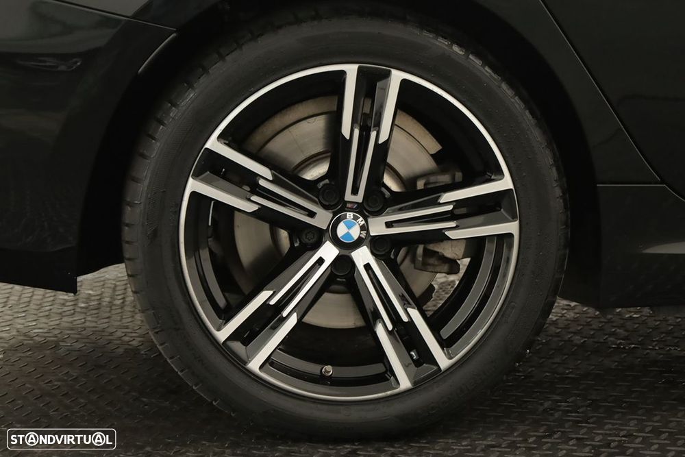 BMW 330 e Edição Desportiva M Auto - 5