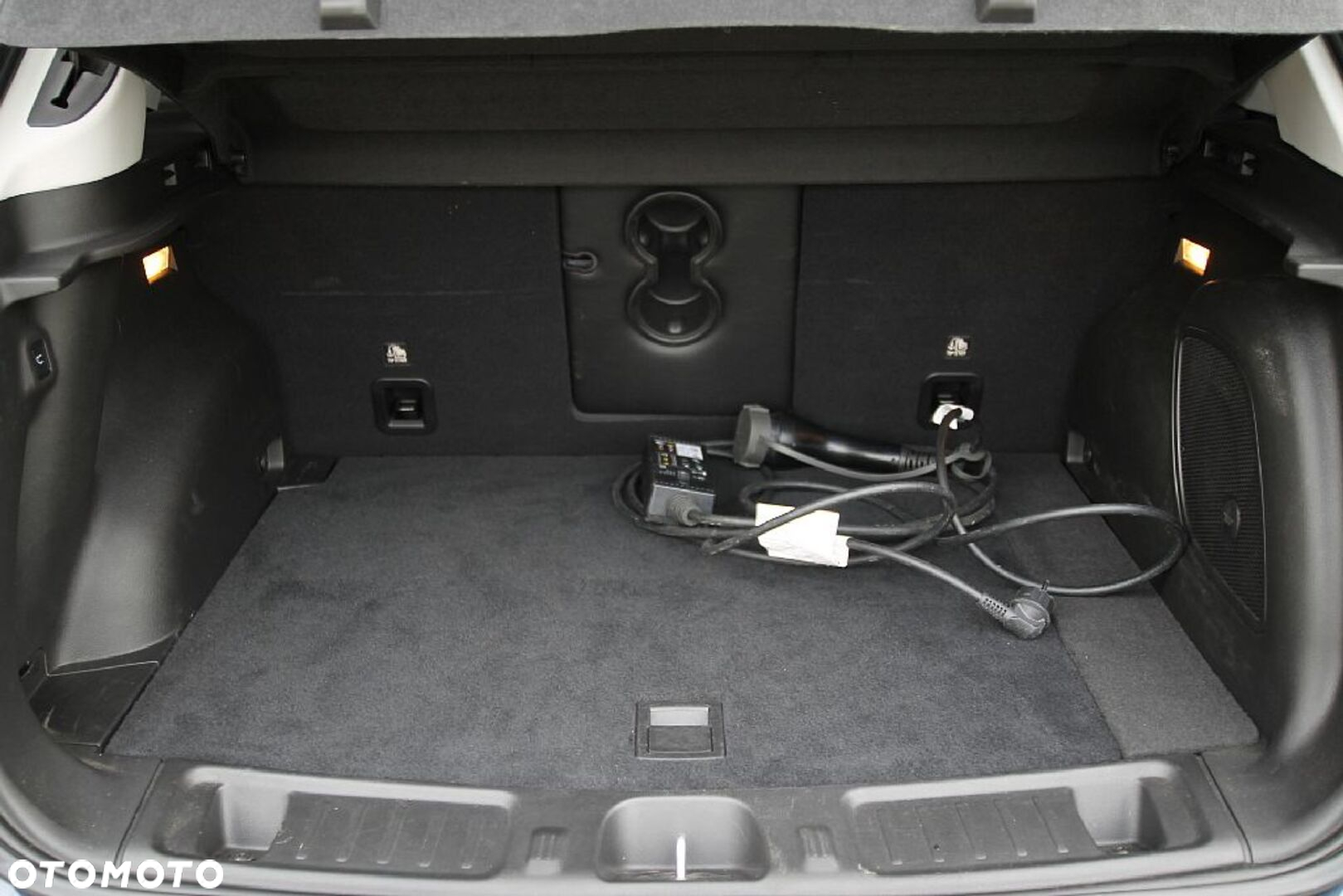 Jeep Compass - 32