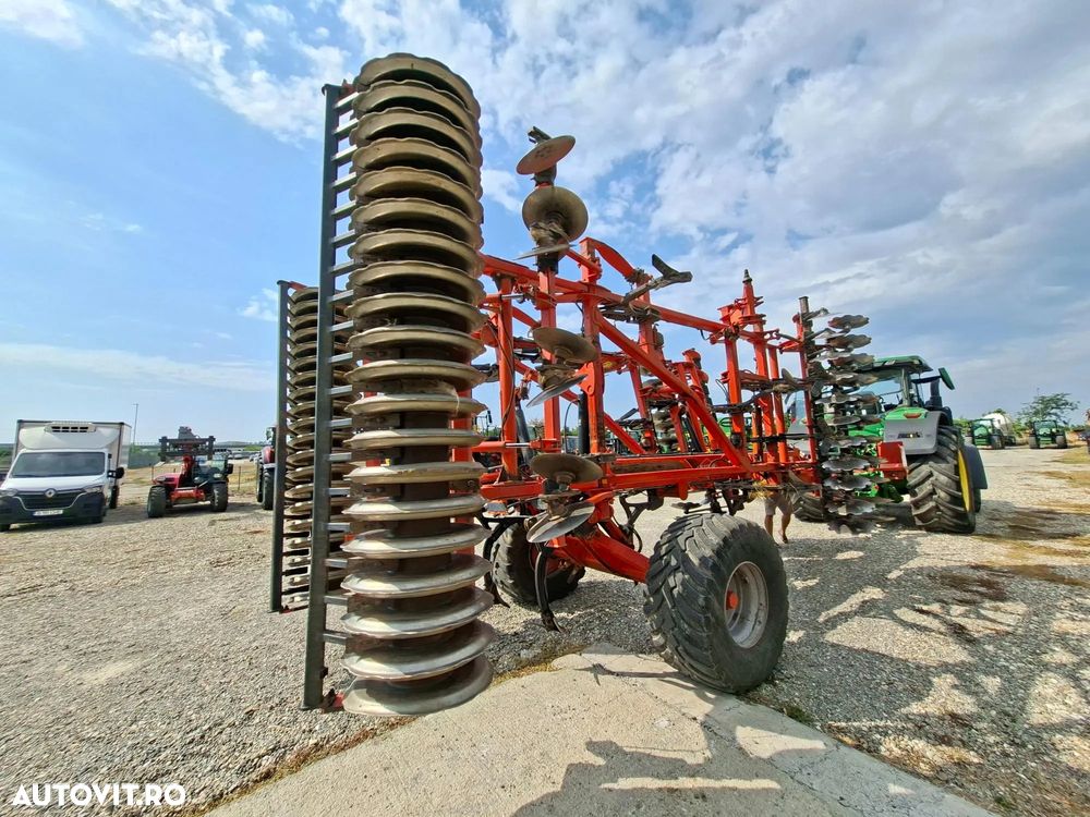 Kuhn Performer 6000 cultivator cu discuri si dinti - 5