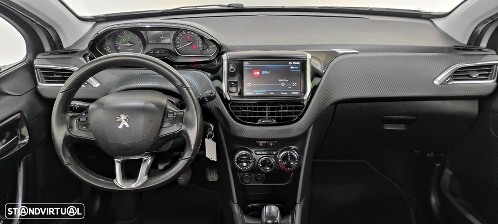 Peugeot 208 1.2 PureTech Style - 8