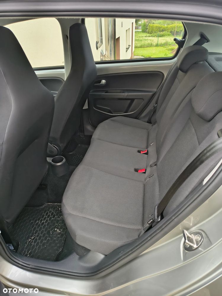 Volkswagen up! - 21
