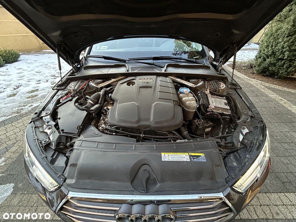Audi A4 Limousine 2.0 TDI Sport S tronic - 6