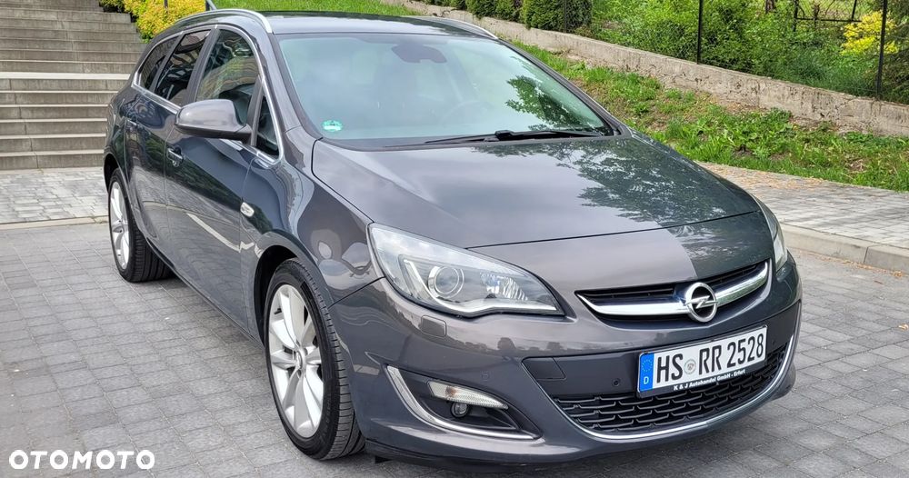 Opel Astra 1.6 SIDI Turbo Automatik Innovation - 11