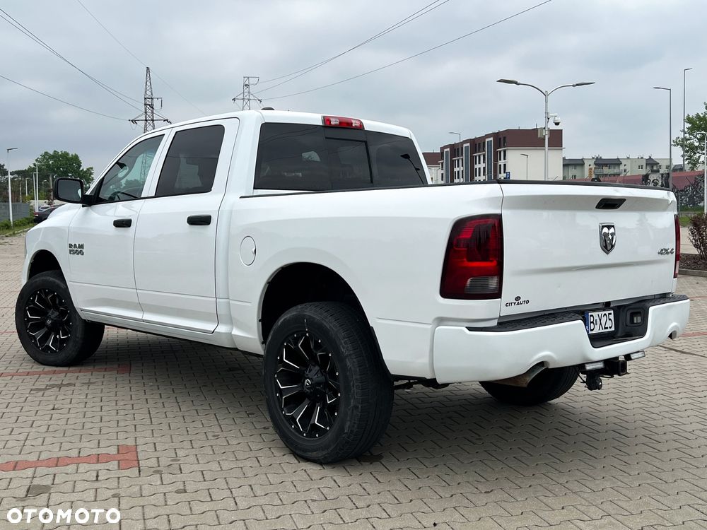 Dodge RAM - 10