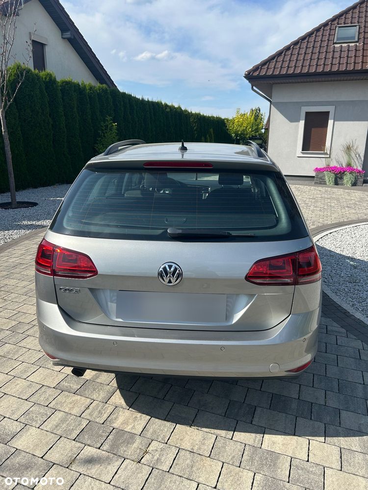 Volkswagen Golf 1.6 TDI BlueMotion Trendline - 6