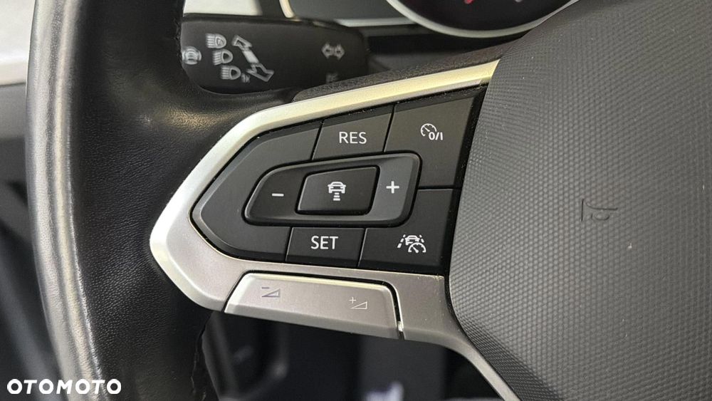 Volkswagen Passat 2.0 TDI EVO Business - 25