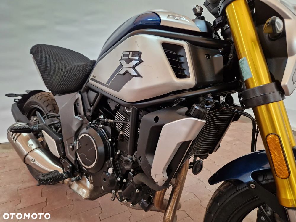 CFMoto CL-X - 15