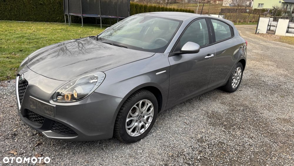 Alfa Romeo Giulietta - 1