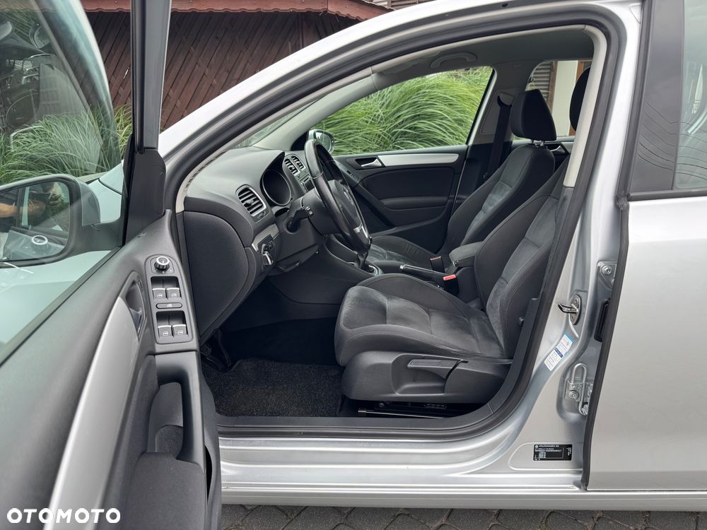 Volkswagen Golf - 12