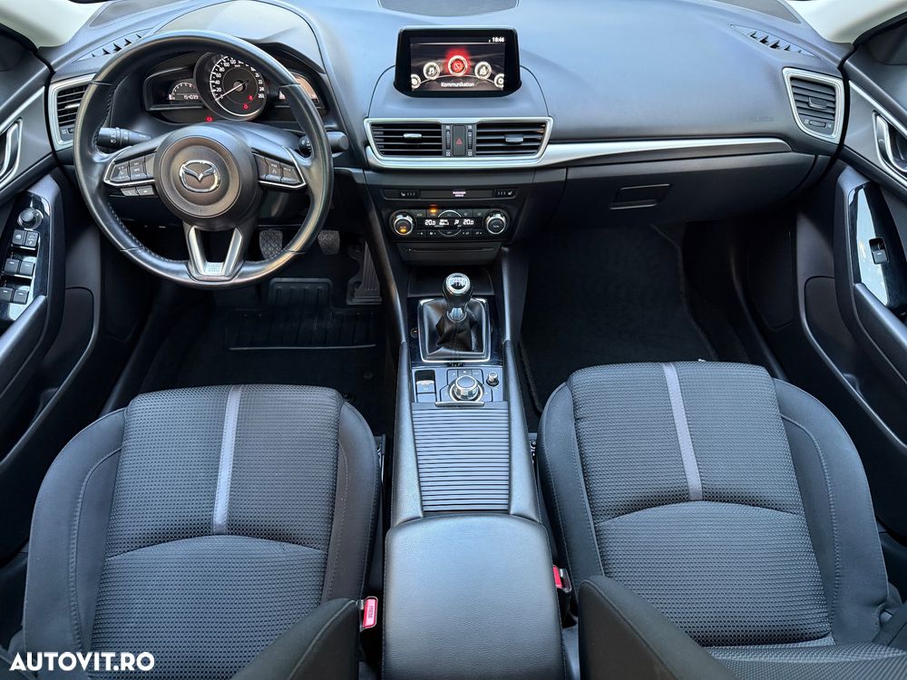 Mazda 3 - 7