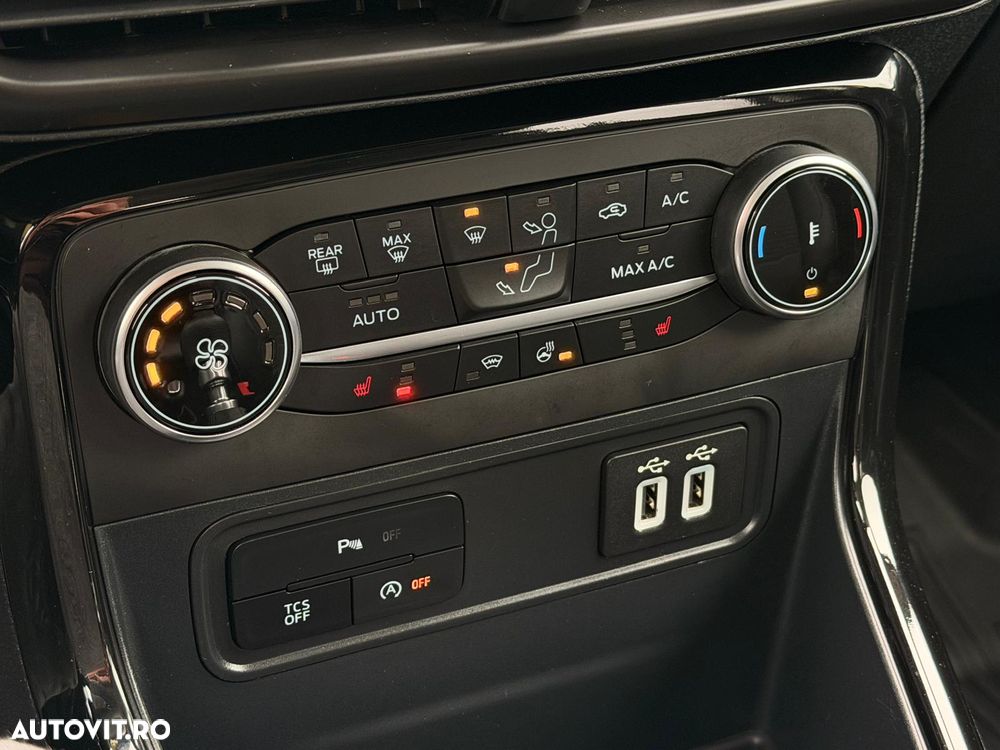 Ford EcoSport 1.0 EcoBoost Titanium - 25