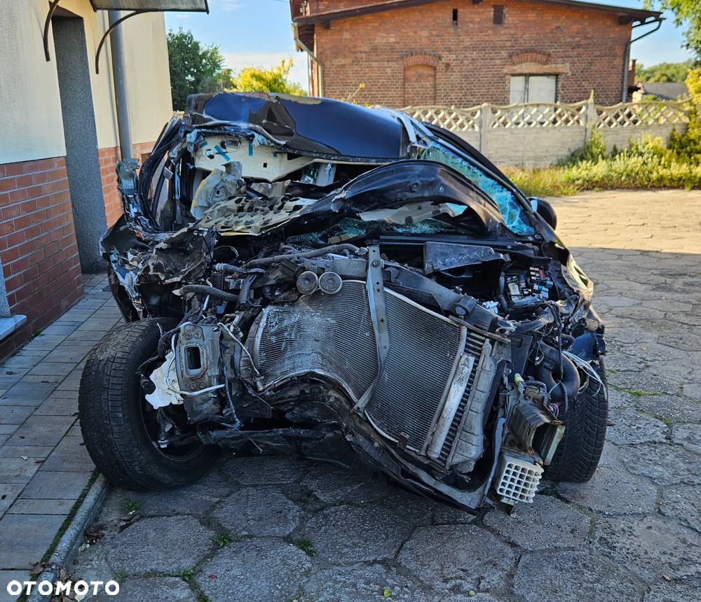 Toyota Avensis 2.0 D-4D Style - 7