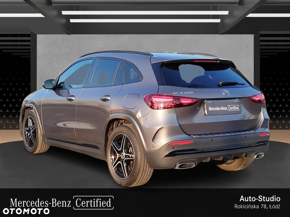 Mercedes-Benz GLA - 5