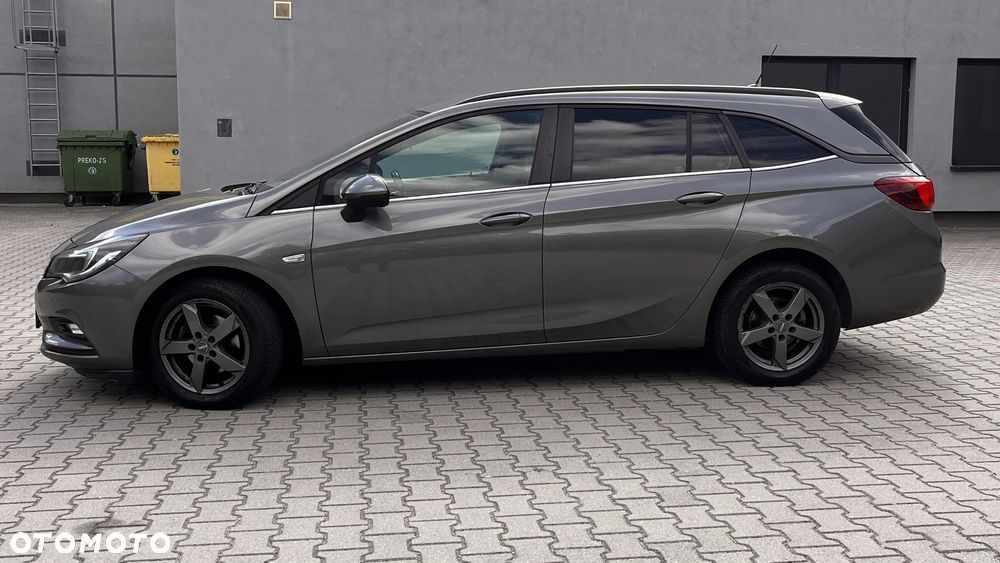 Opel Astra 1.6 CDTI Elite - 2