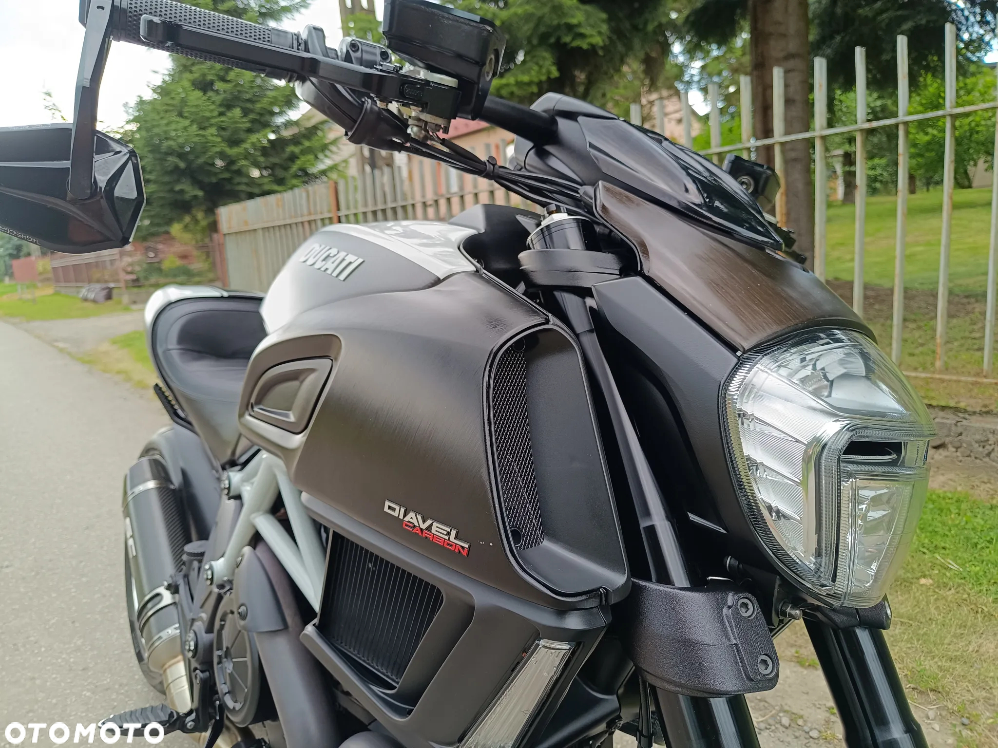 Ducati Diavel - 11
