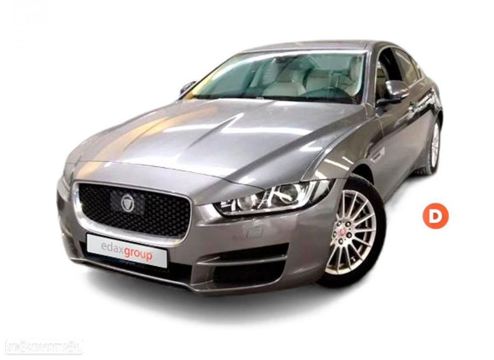 Jaguar XE - 1