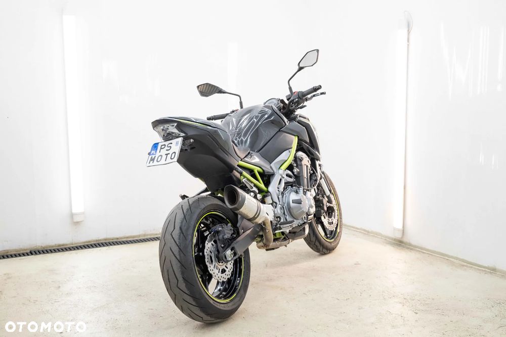 Kawasaki Z 900 - 6