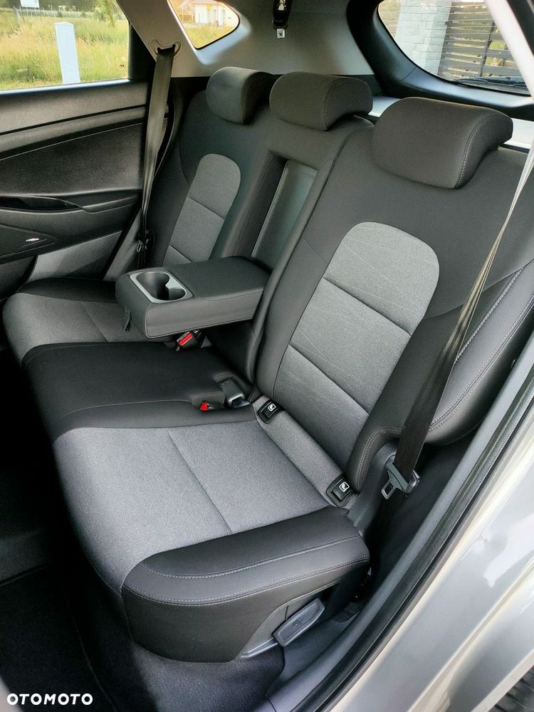 Hyundai Tucson - 13