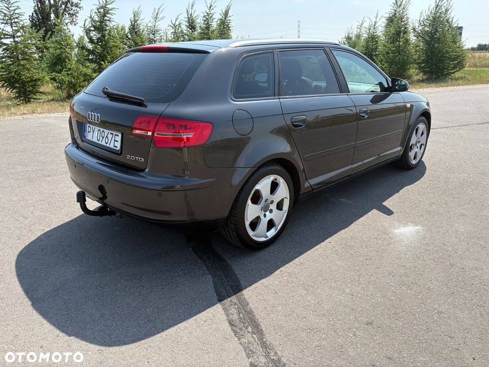 Audi A3 Sportback 2.0 TDI Ambiente - 14