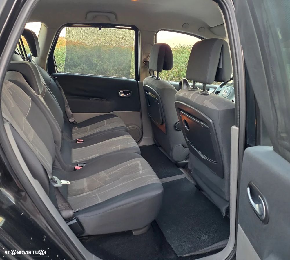 Renault Scénic 1.5 dCi Pack Clim - 12