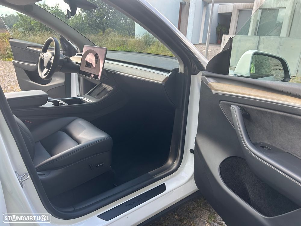 Tesla Model Y Tração Traseira - 21