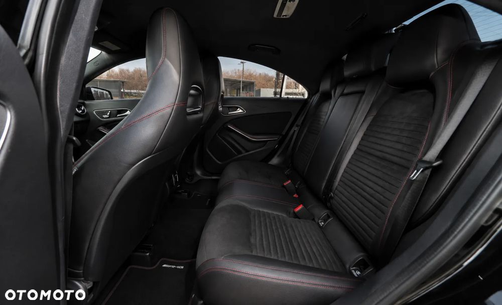 Mercedes-Benz CLA - 15