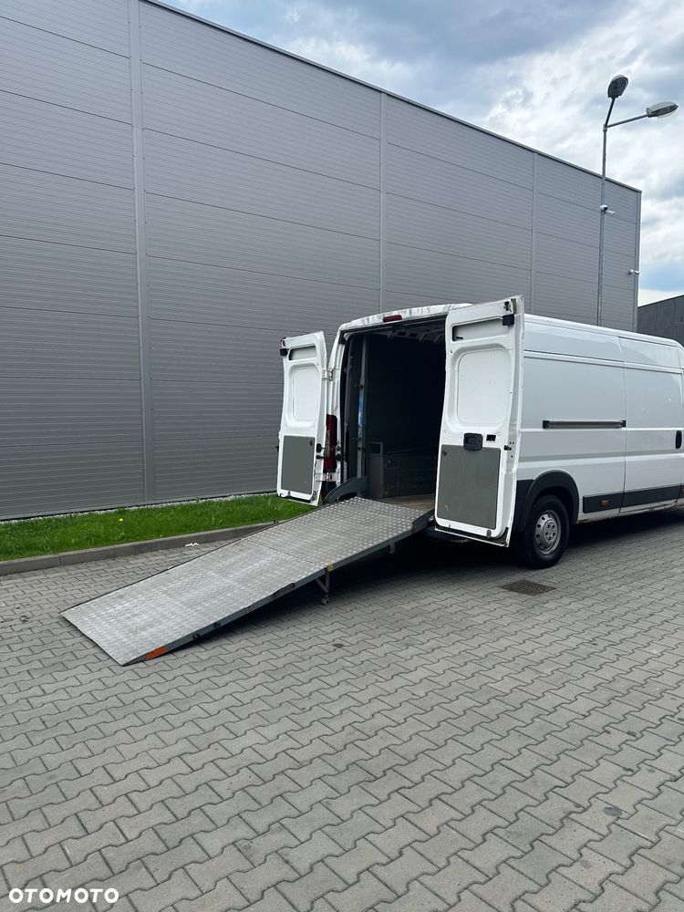 Peugeot BOXER L4H2 Peugeot Boxer L4H2 z rampą załadunkową 2,2 Hdi 2010 rok 16” koła+klima - 7