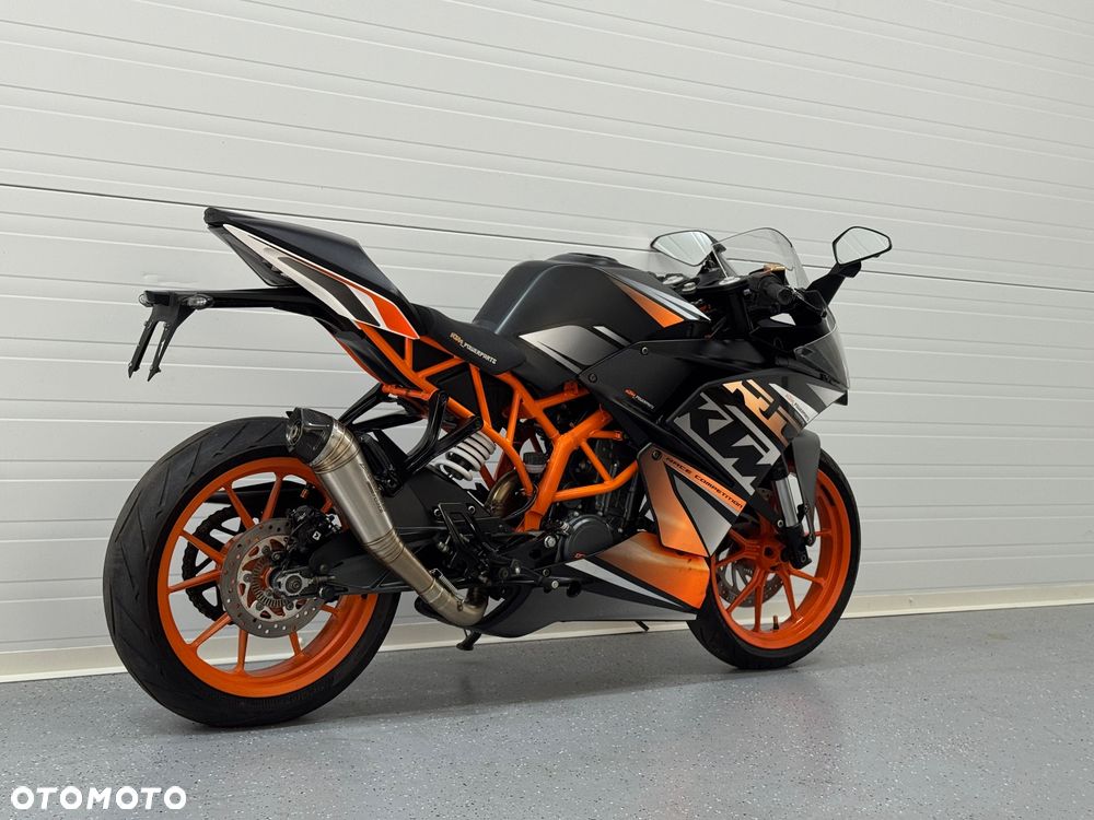 KTM RC 125 - 3