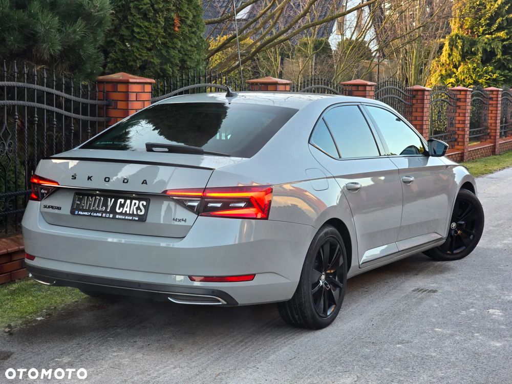 Skoda Superb 2.0 TDI SCR 4x4 Sportline DSG - 6
