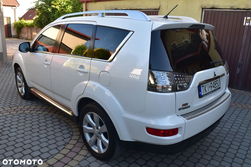 Mitsubishi Outlander 2.0 2WD Inform - 6