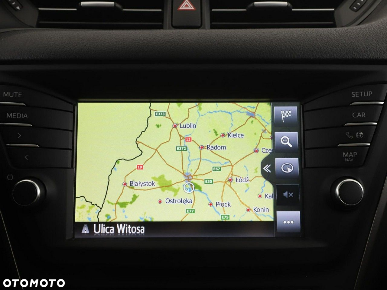 Toyota Avensis Combi 1.8 Multidrive S Executive - 24