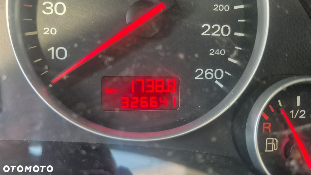 Audi A4 Avant 2.5 TDI - 40