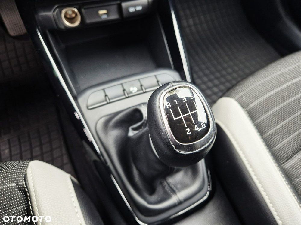 Kia Stonic 1.0 T-GDI L - 20